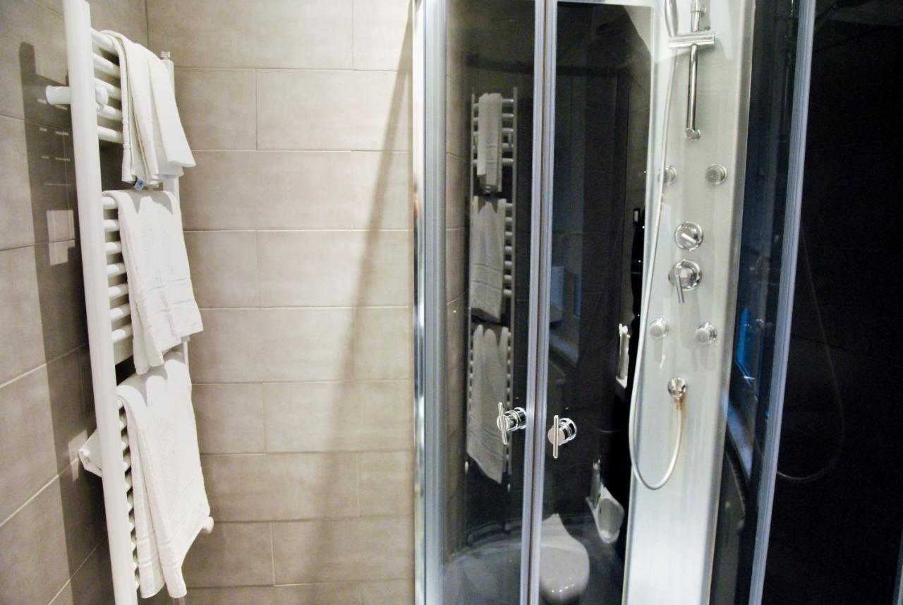 Bb Tube Bed & Breakfast Genua